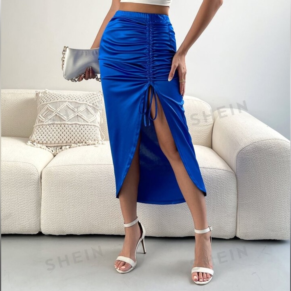 Shein Drawstring Front Ruched Split Thigh Satin Skirt - Picture 5 of 8